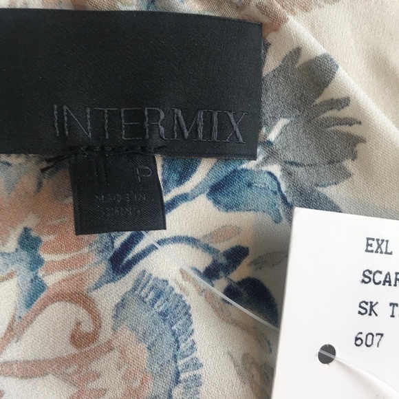 INTERMIX Silk Romantic Ruffle Botanical Print Top - Picture 5 of 6